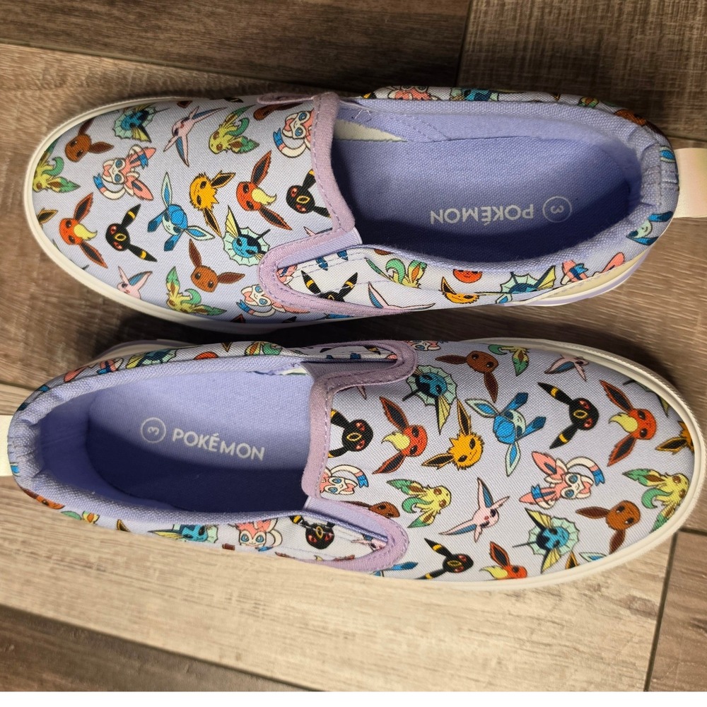 Ground Up Pokemon Slip On Kids Size 3 Purple Eevee Evolutions Excellent Sneaker